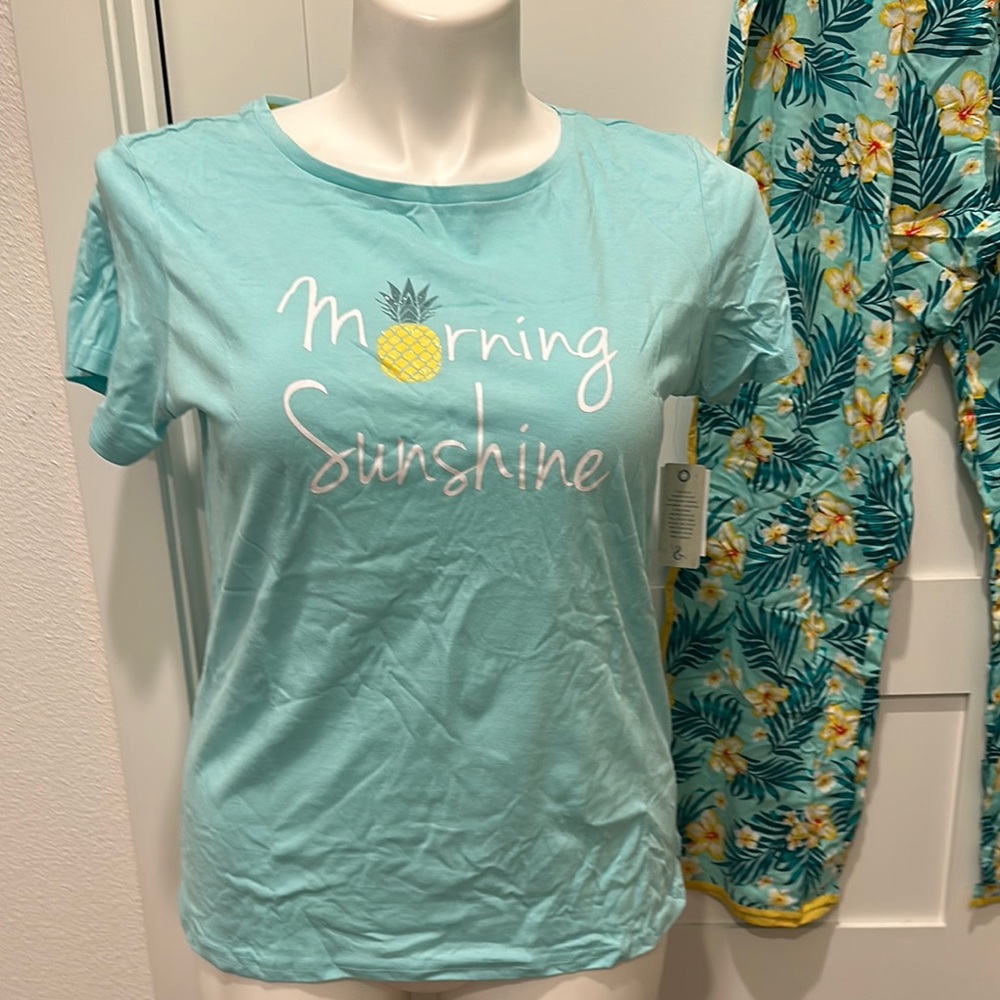 NWT Yarn & Sea Morning Sunshine Blue T-Shirt/Pajama Top Size L
